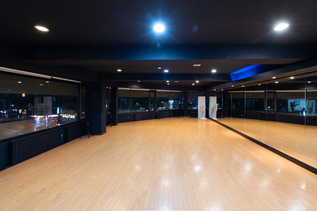 Black Hall - 각도 2