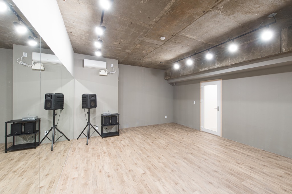 Gray Hall - 각도 4